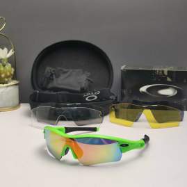 Picture of Oakley Sunglasses _SKUfw66124438fw